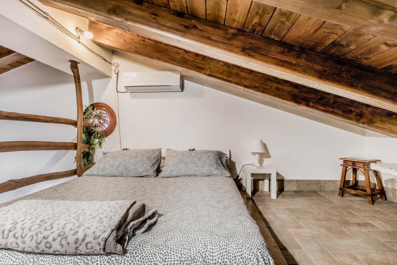 B&B A Casa Di Giulia Guidonia Exteriör bild