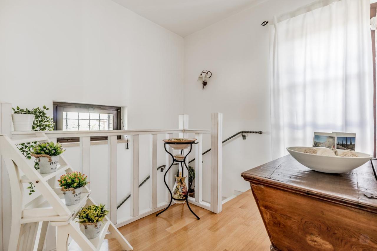 B&B A Casa Di Giulia Guidonia Exteriör bild